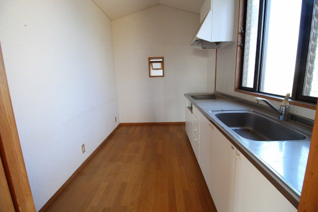 筑西市甲のキッチン|東側住宅２Fのキッチン部分になります