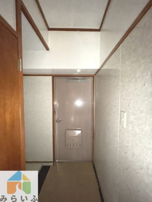 【玄関】 | マルイチビル