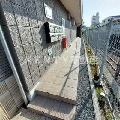 【エントランス】 | ＭＡＩＳＯＮ　ｄｅ　ＬＩＢＲＥ（メゾンドリブレ） | 建物の内部です