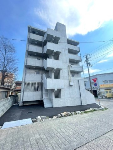 レアシスのエントランス