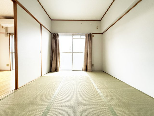 塩田町マンションの和室