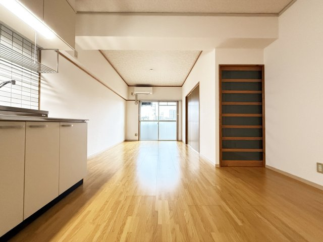 塩田町マンションの居間・リビング