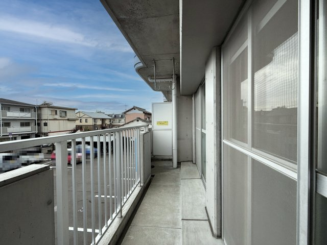 塩田町マンションのバルコニー