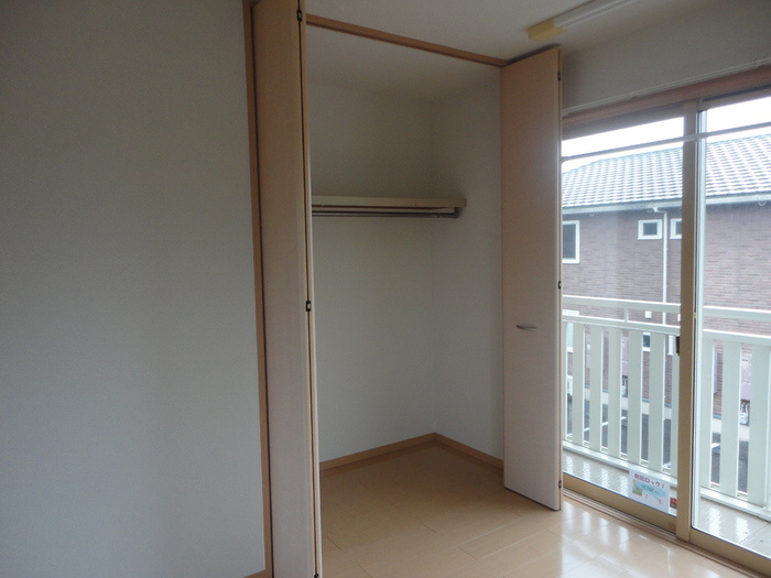 ジュパール Ⅰ棟の収納|小物を収納するのに便利です