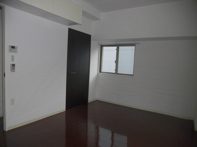 大阪市中央区南久宝寺町２丁目の賃貸マンションの内装