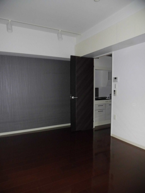 大阪市中央区南久宝寺町２丁目の賃貸マンションの内装