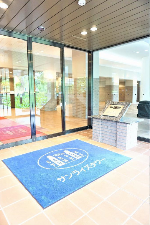 仲介手数料無料　ザガーデンタワーズ　サンライズタワー　リノベーションの外観