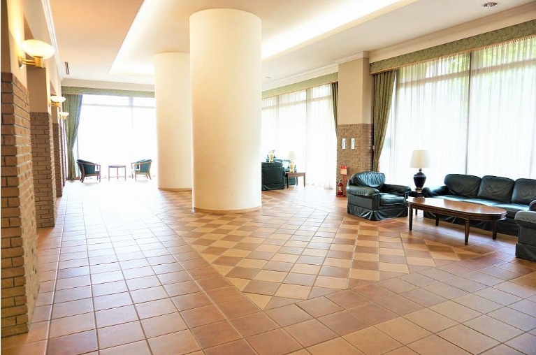 仲介手数料無料　ザガーデンタワーズ　サンライズタワー　リノベーションのエントランス