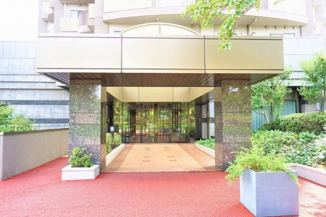 仲介手数料無料　ザガーデンタワーズ　サンライズタワー　リノベーションの外観