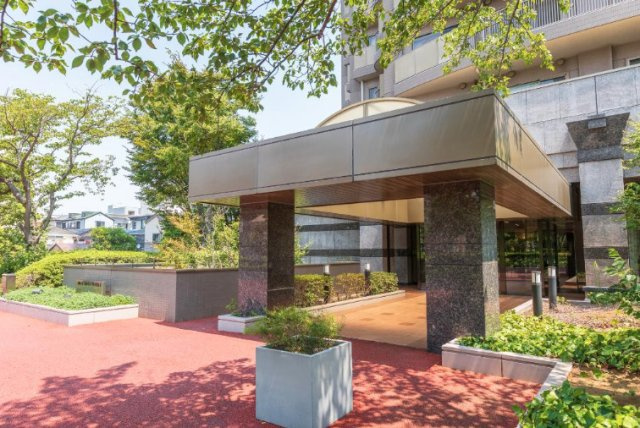 仲介手数料無料　ザガーデンタワーズ　サンライズタワー　リノベーションの外観