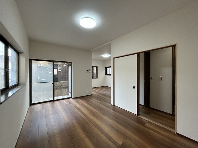 高知市長浜　中古一戸建の居間・リビング