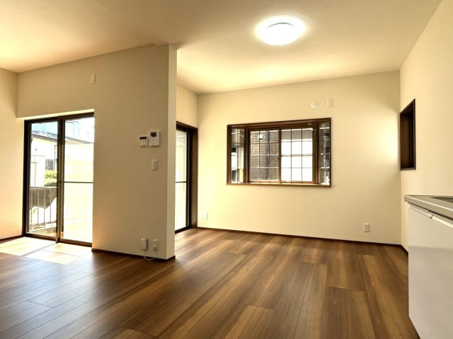 高知市長浜　中古一戸建の居間・リビング