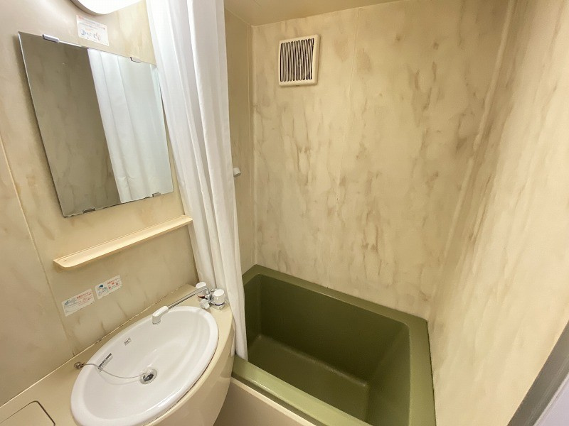 ハイムエルワーデの浴室