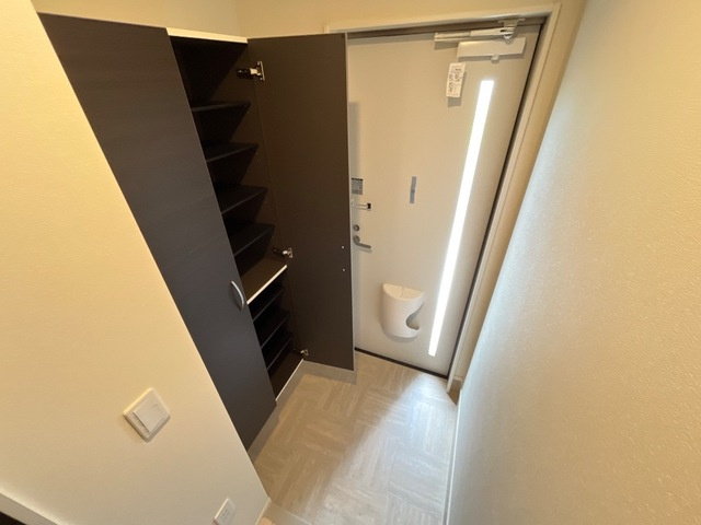 シュリールY・Kの玄関