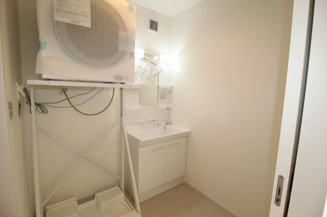 福井町　新築戸建　　3号地（東）【内覧可能】の脱衣所