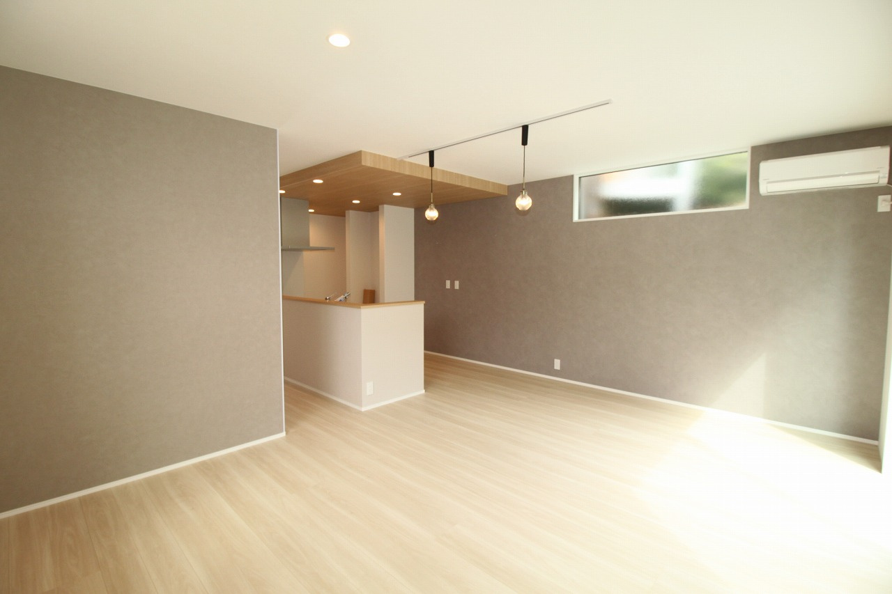 福井町　新築戸建　　3号地（東）【内覧可能】の居間・リビング|ＬＤＫ　18.0帖