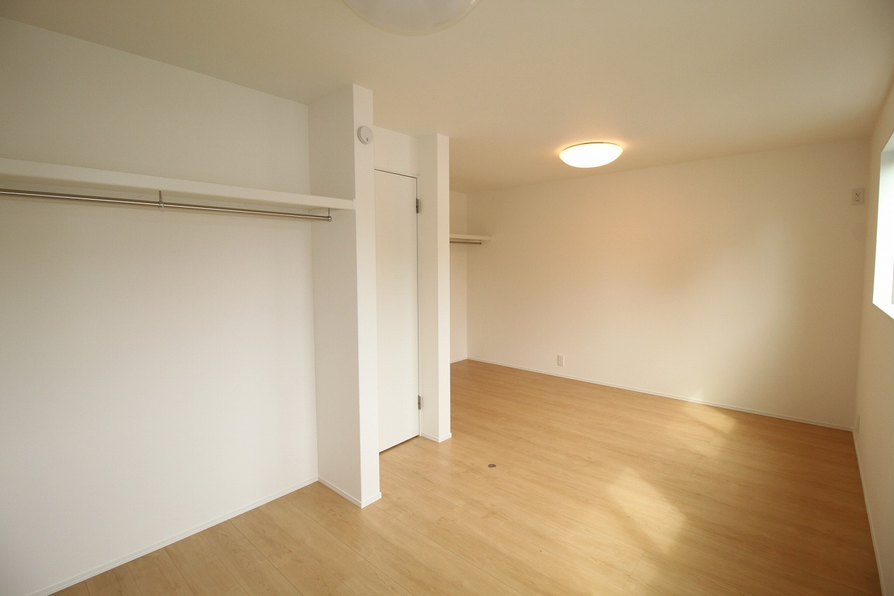 福井町　新築戸建　　3号地（東）【内覧可能】の収納|2Ｆ　南の部屋　4.5帖　5.0帖