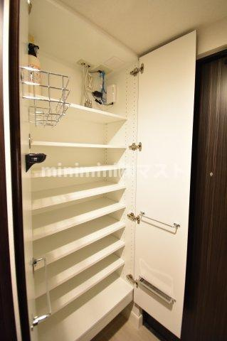 シティタワー大阪本町の玄関|※建物内別間取参考写真