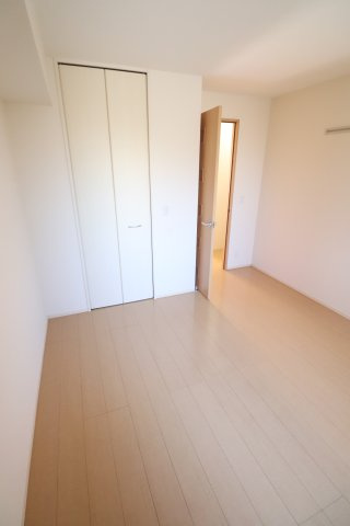 サニーコートの洋室