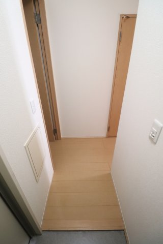 サニーコートの玄関