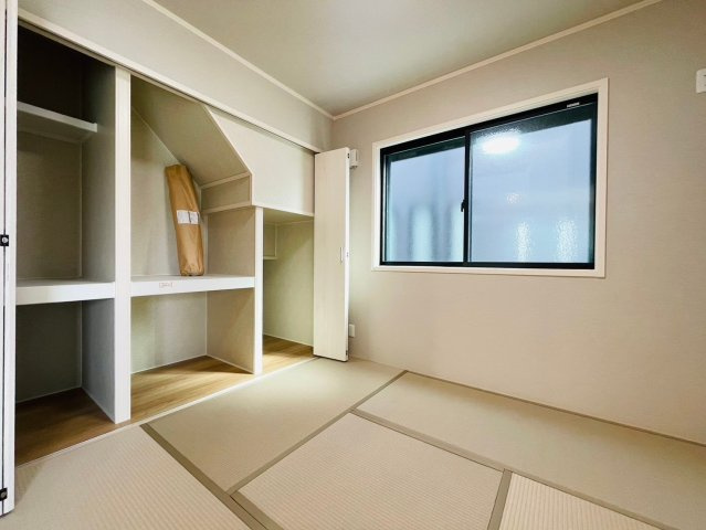 戸建　岐阜市六条江東２丁目2期　全3区画分譲の和室|一室あると便利な和室は、ご来客時はもちろん、お子様のお昼寝や遊び場、寝室としてもご利用いただけます