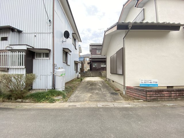 【駐車場】 | 熊谷市別府2丁目　中古住宅   | 現地(2024年11月撮影)