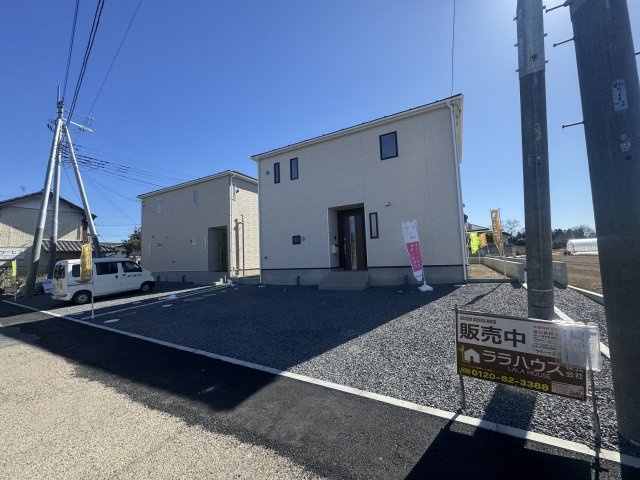 新築　太田市岩松町第4　クレイドルガーデン　１号棟の駐車場|現地写真　駐車スペースは並列3台分可能です！
