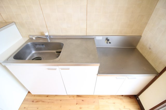 日昇コーポラスⅠのキッチン|きれいなキッチンです