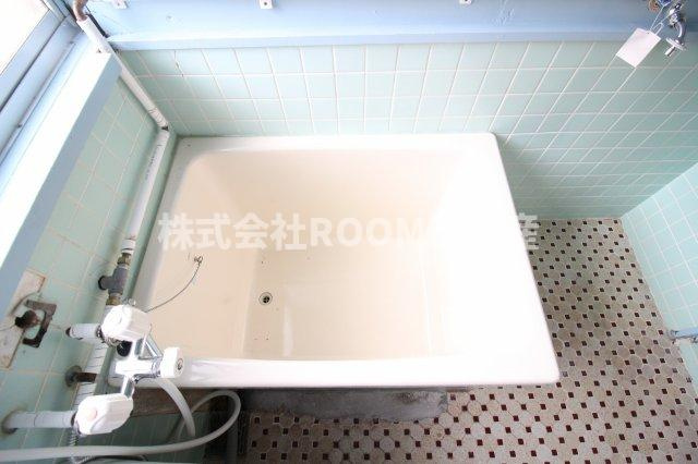 コスモスハウスの浴室|落ち着いた空間のお風呂です