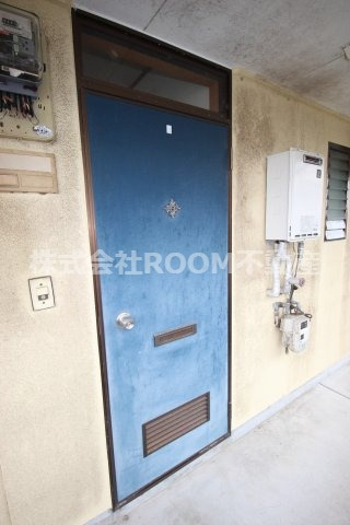 コスモハウスの玄関