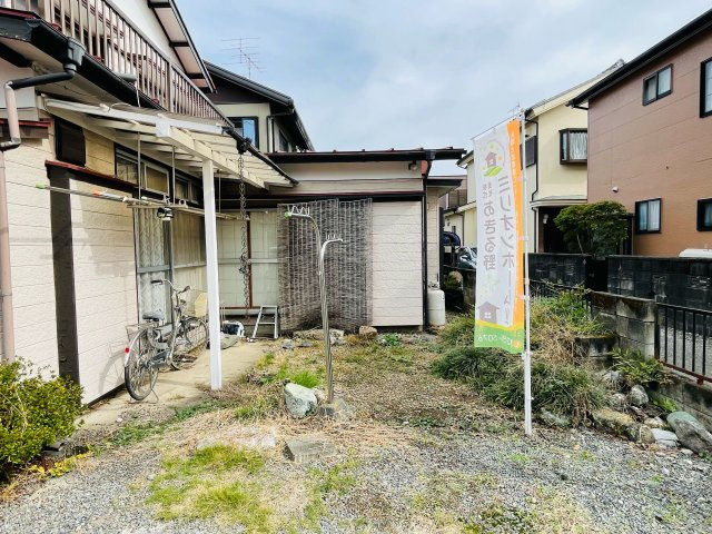 あきる野市瀬戸岡　古家付売地の外観