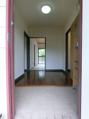 【玄関】 | MINTスクエアみささ | 101の画像（間取同タイプ：イメージ）