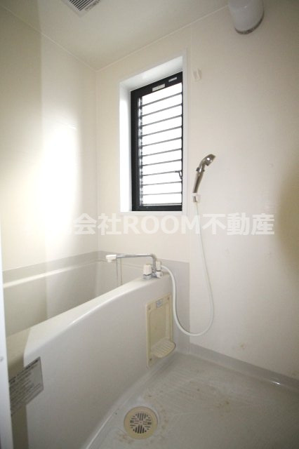 センチュリー21金田F棟の浴室|日々の疲れを癒すお風呂付です