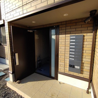 【エントランス】