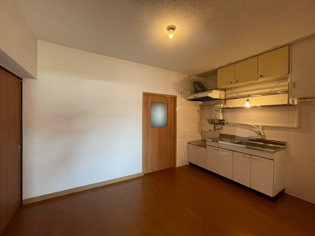 【居間・リビング】 | Casa沖台A | 即日案内可能です♪現地待ち合わせOK！どの物件でも当社でお得にご案内できますのでまとめて内覧ください♪