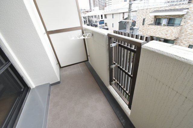 ルモンド西宮のバルコニー