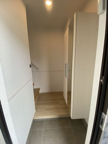 カーサ　フェリーチェ　Ａの玄関