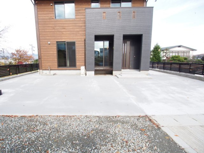 【駐車場】 | 新築戸建　本宮市仁井⽥字村⼭　１号棟