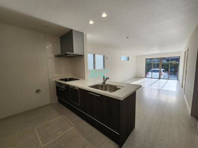 【キッチン】 | 中庄1丁目1期 　分譲3区画１号地 | お手入れも簡単にできるなど、毎日を楽しくするキッチンスペースに仕上げました