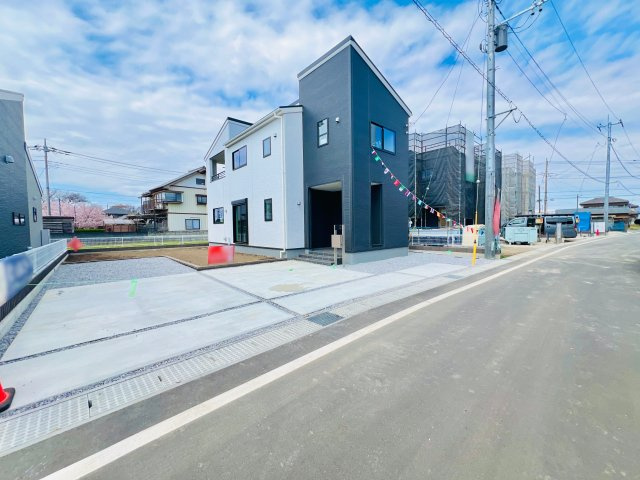前橋北代田町の前面道路含む現地写真|駐車が苦手な方や大きな車をお持ちの方にもおススメです◎