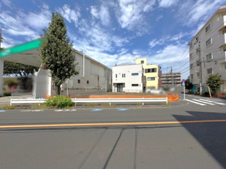 【前面道路含む現地写真】 | 南側道路は幅員12mの公道（希望丘通り）で開放感あり
2024年9月20日撮影