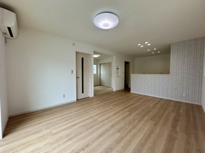 【居間・リビング】