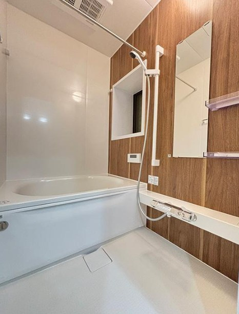 寺戸町三ノ坪の浴室