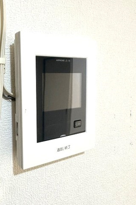 【セキュリティ】 | 日吉パフィオマンション | 防犯対策に有効なカメラ付きインターホン！突然の来客にもバッチリ対応できちゃいます☆