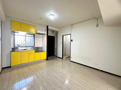 【居間・リビング】 | 日吉パフィオマンション | ダイニングキッチン9帖☆広めのキッチンスペースで毎日楽しくお料理もできますね！