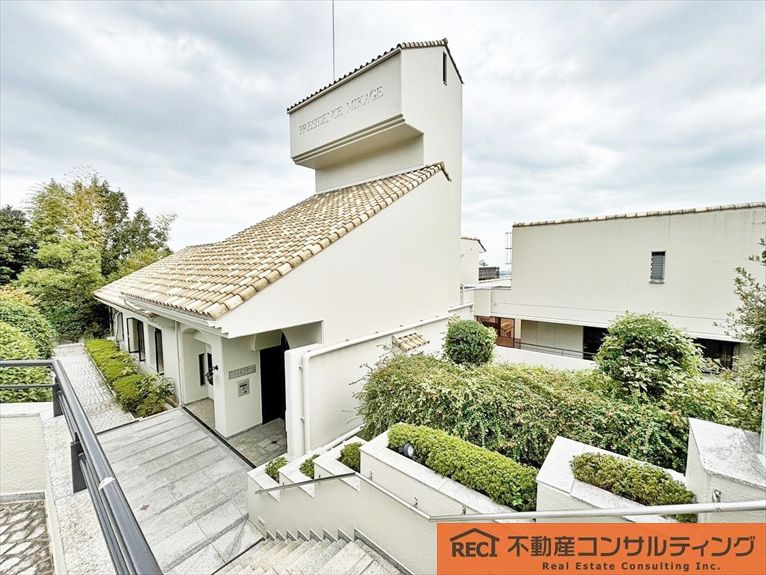 プレジデンス御影の外観