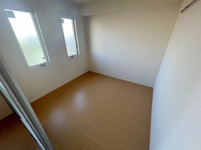 【洋室】 | ヴィスタリアオスト