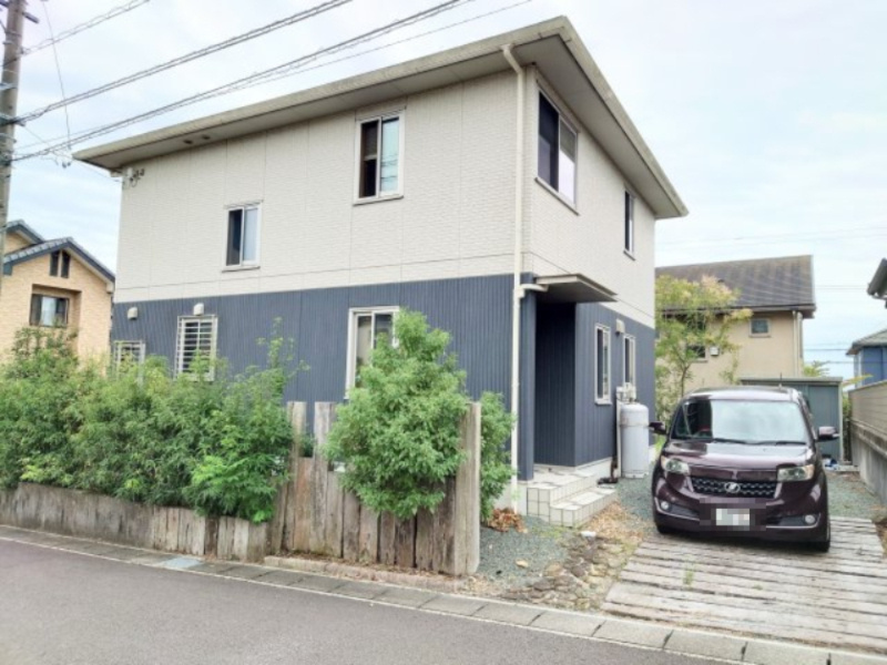 売中古戸建　藤枝市光洋台の外観|開放的な外観！居心地の良い落ち着ける場所を提供します♪