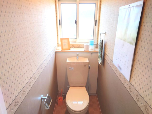 売中古戸建　藤枝市光洋台のトイレ|2階