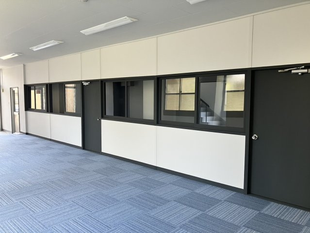 蒲郡事務所の内装